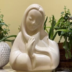 Serene Cream Ceramic Sculpture